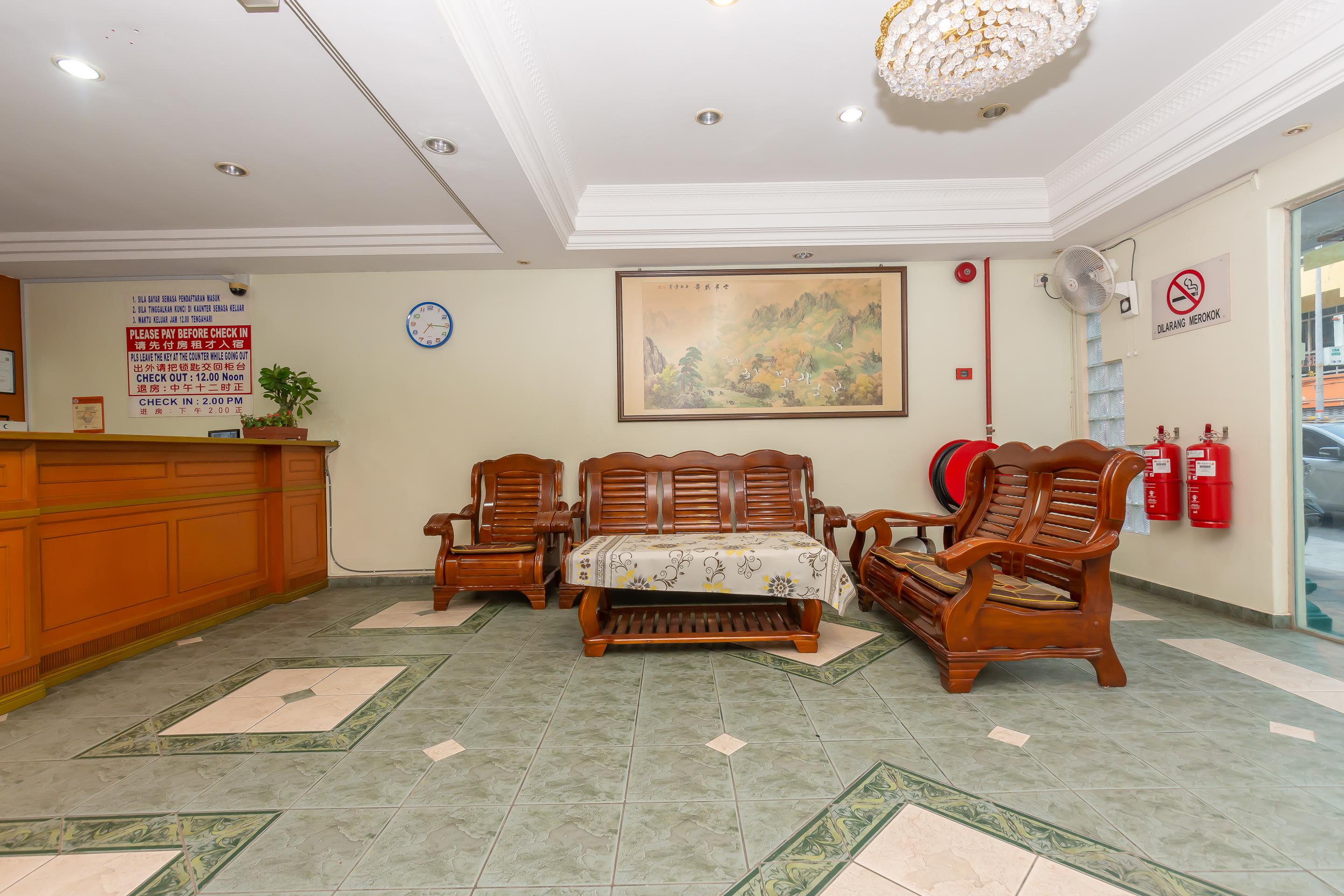 Oyo 764 Hotel Famous Inn Malacca Bagian luar foto