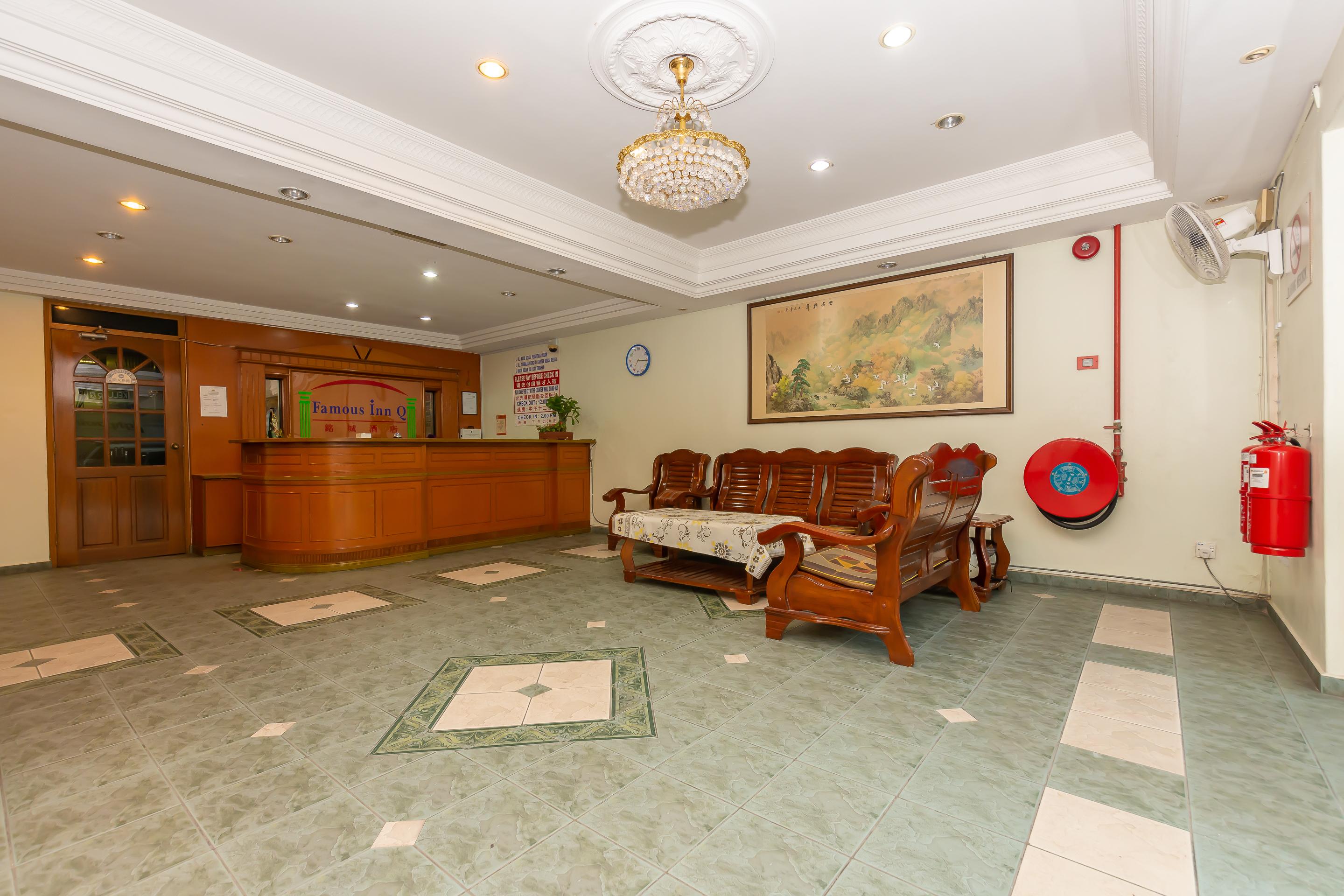 Oyo 764 Hotel Famous Inn Malacca Bagian luar foto